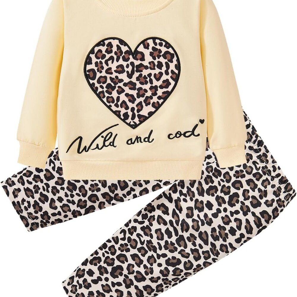 Comfortable and Trendy Leopard Print Sweatshirt & Pants Set for Toddlers